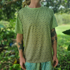 Last one! T-shirt - psychedelic - flower of life - sacred geometry - tencel